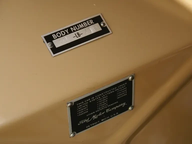 1934 Ford Model 18 & 40 - Image 11 of 17