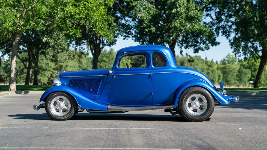 1934 Ford Model 18 & 40 - Image 2 of 20