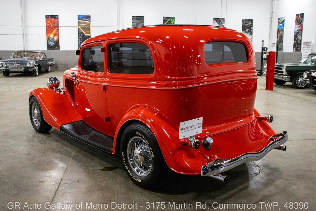 1934 Ford Model 18 & 40 - Image 4 of 31