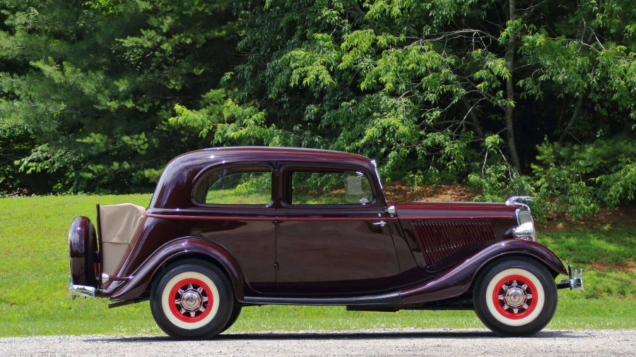 1934 Ford Model 18 & 40 - Image 8 of 12