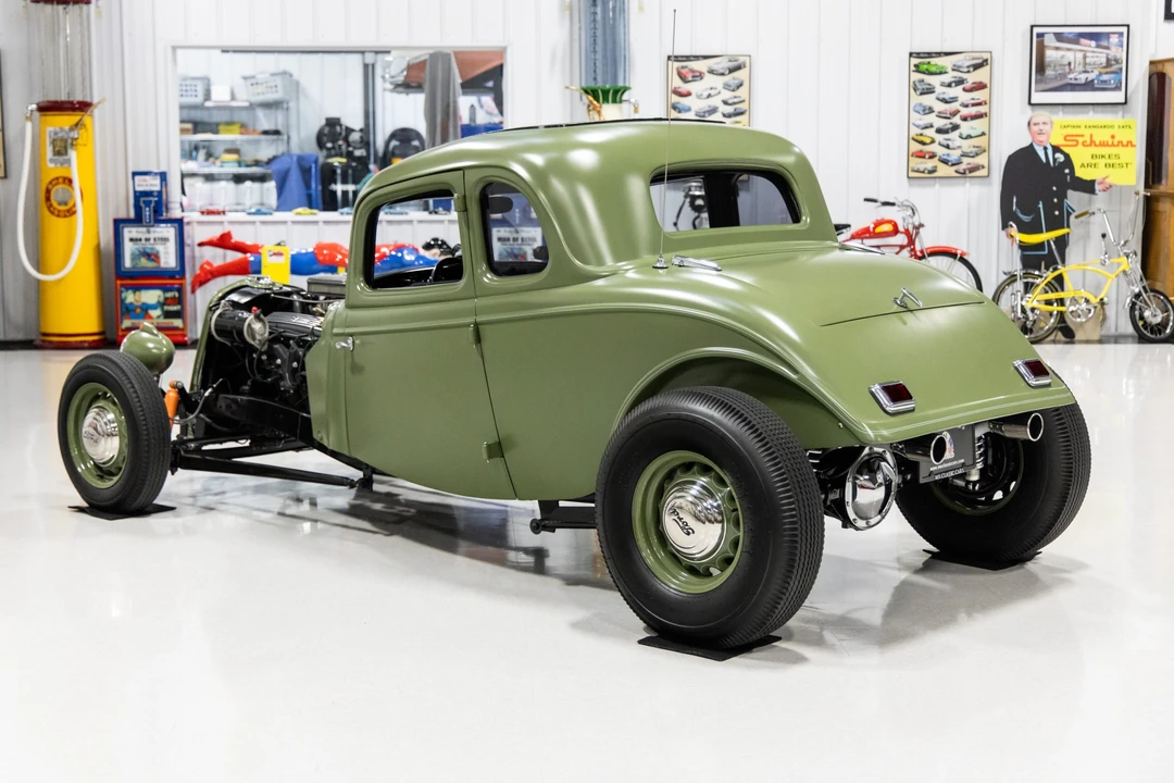1934 Ford Model 18 & 40 - Image 4 of 31