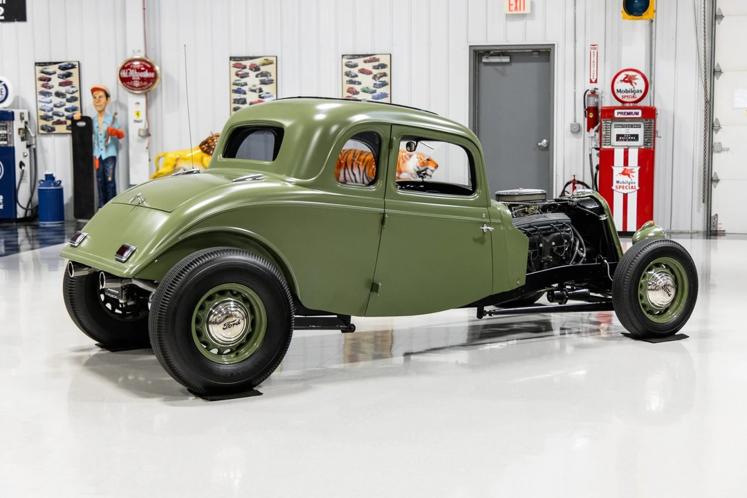 1934 Ford Model 18 & 40 - Image 5 of 31