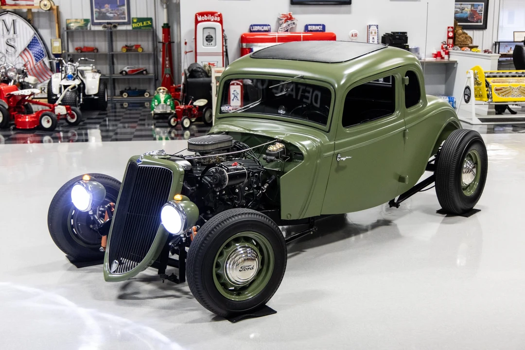 1934 Ford Model 18 & 40 - Image 15 of 31
