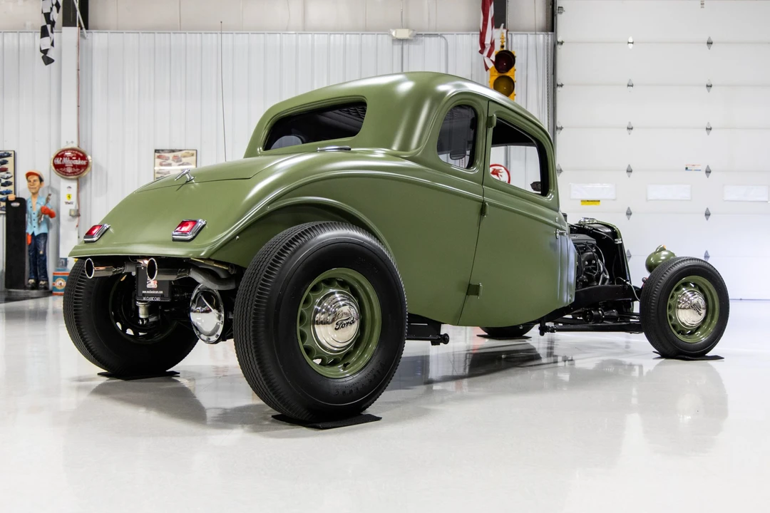 1934 Ford Model 18 & 40 - Image 18 of 31