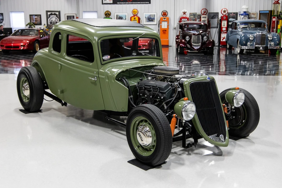 1934 Ford Model 18 & 40 - Image 23 of 31
