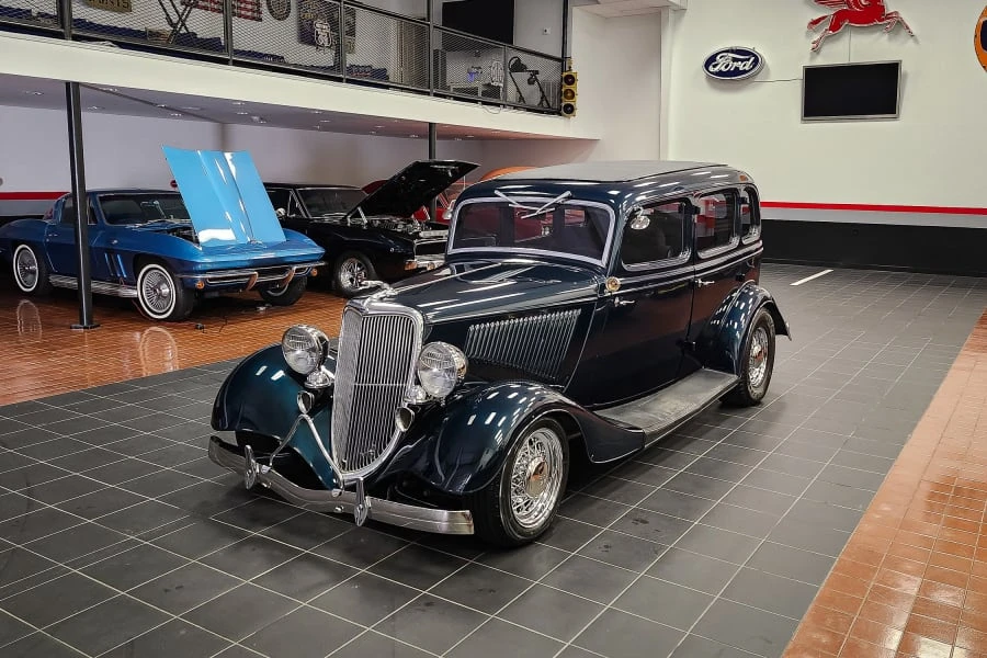 1934 Ford Model 18 & 40 - Image 10 of 31