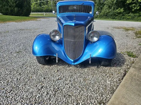 1934 Ford GT Heritage Coupe 2D