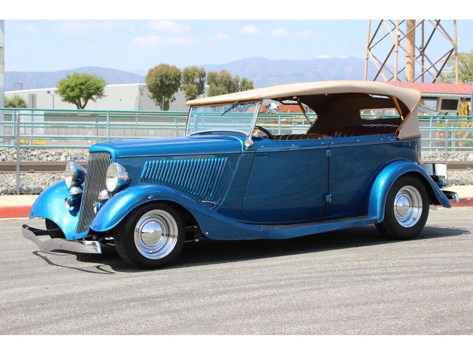 1934 Ford Model 18 & 40 - Image 4 of 31
