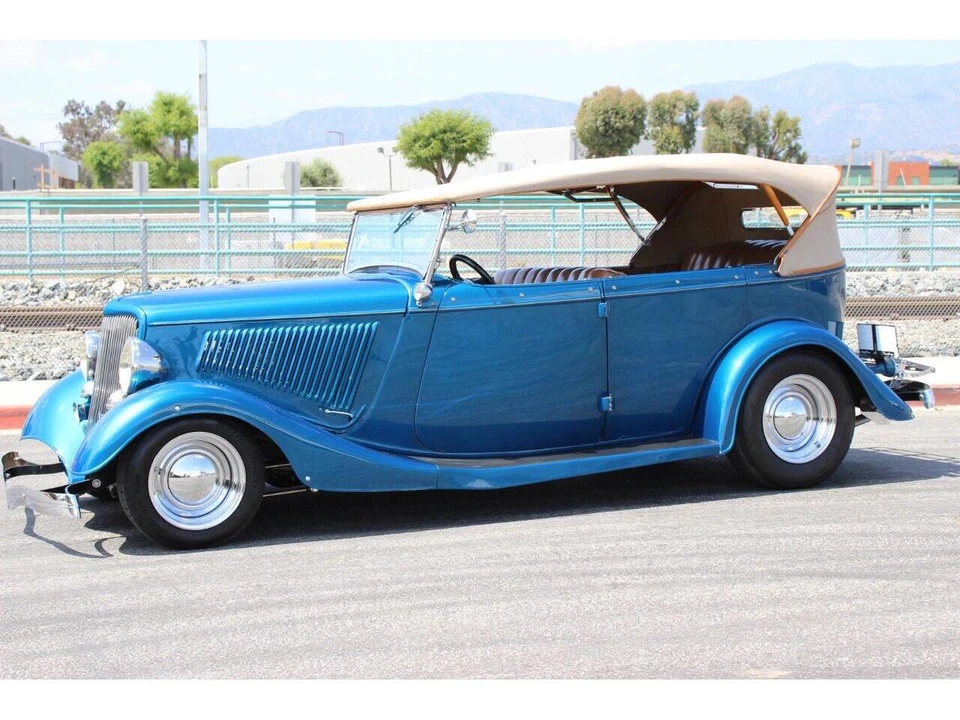1934 Ford Model 18 & 40 - Image 5 of 31
