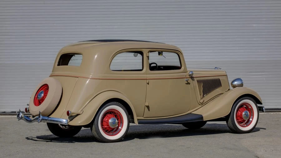 1934 Ford Model 18 & 40 - Image 8 of 12