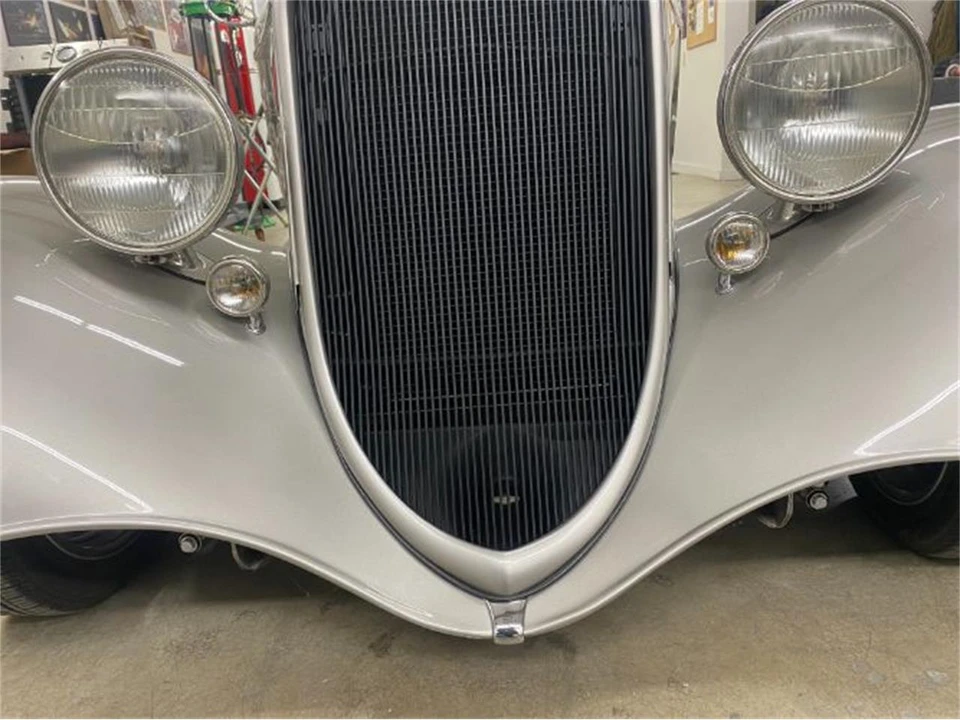 1934 Ford Model 18 & 40 - Image 3 of 12