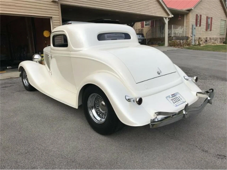 1934 Ford Model 18 & 40 - Image 9 of 17