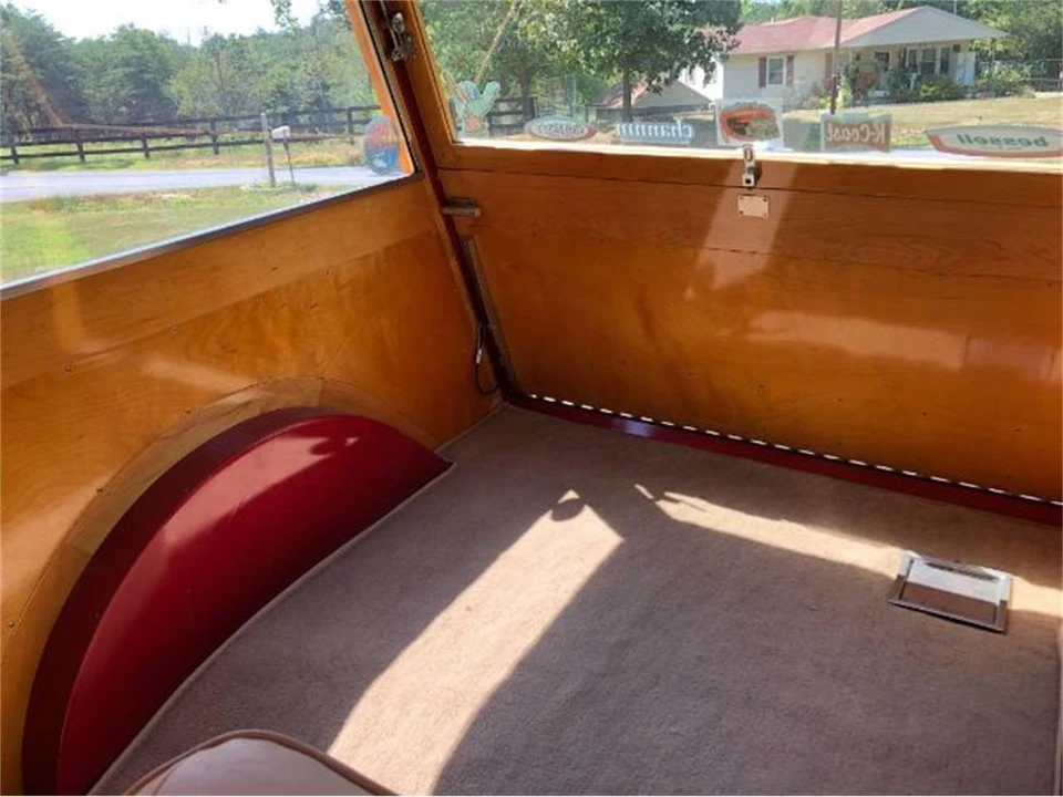1934 Ford Model 18 & 40 - Image 6 of 12