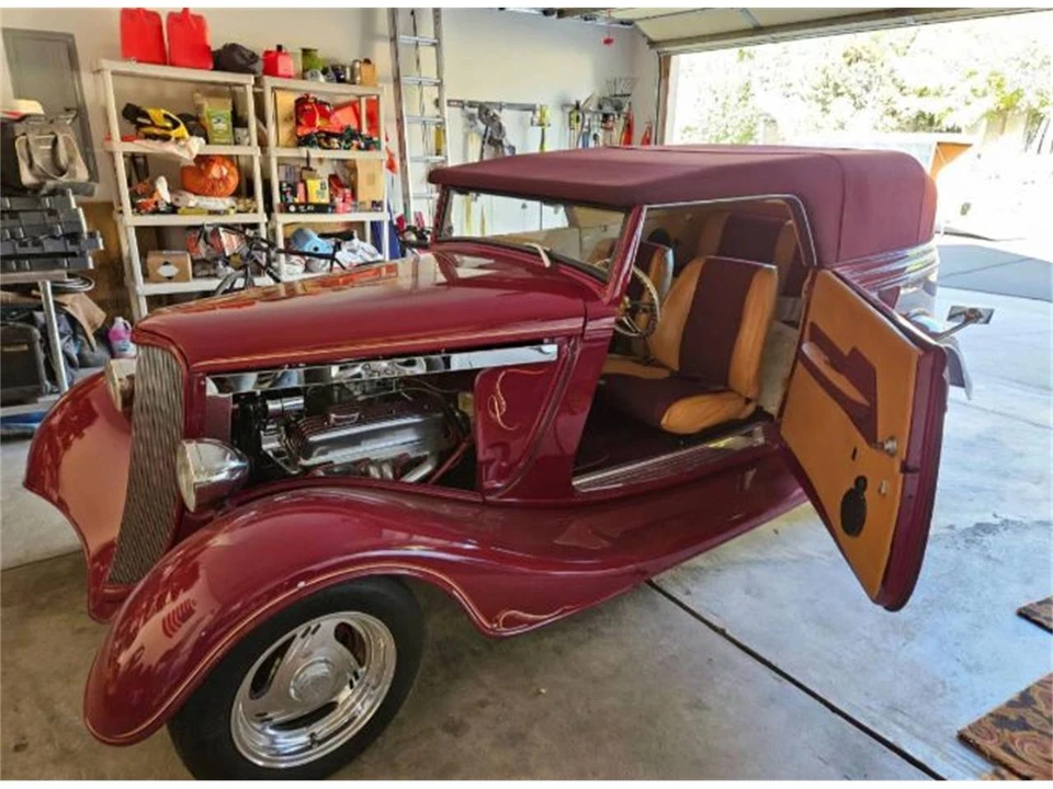1934 Ford Model 18 & 40 - Image 9 of 14