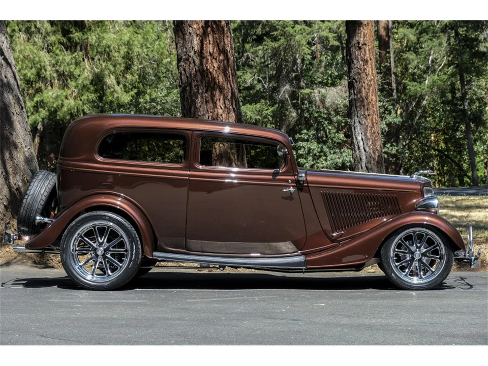 1934 Ford Model 18 & 40 - Image 10 of 27