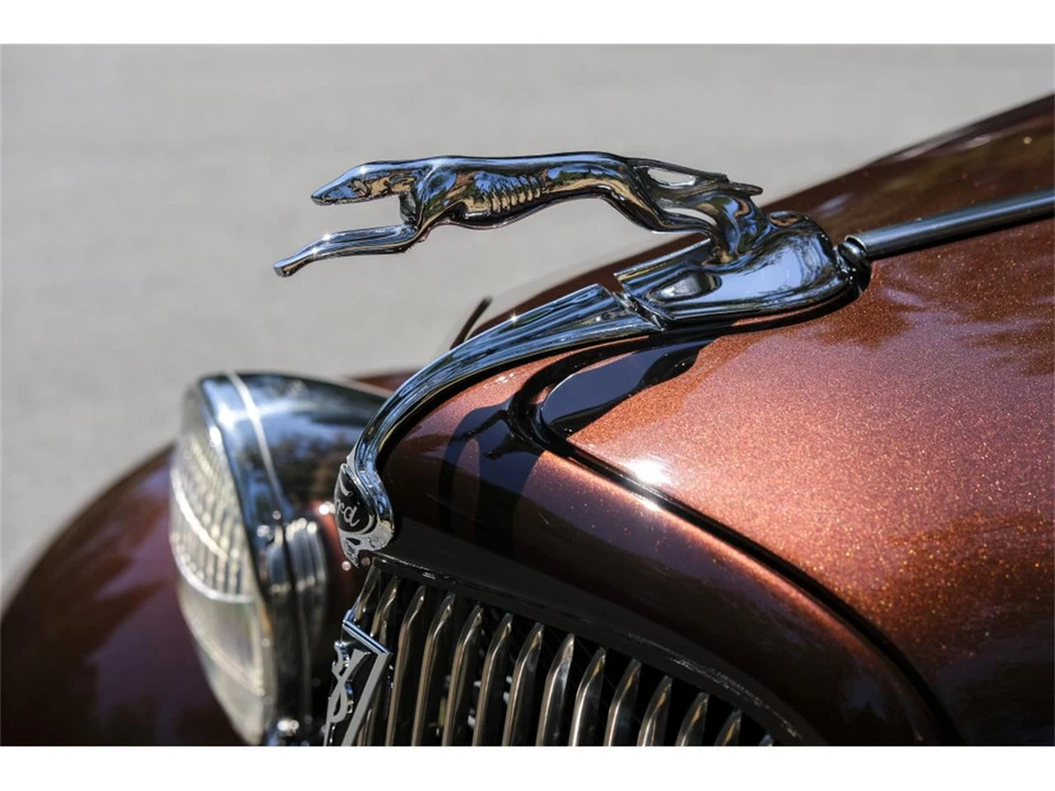 1934 Ford Model 18 & 40 - Image 15 of 27