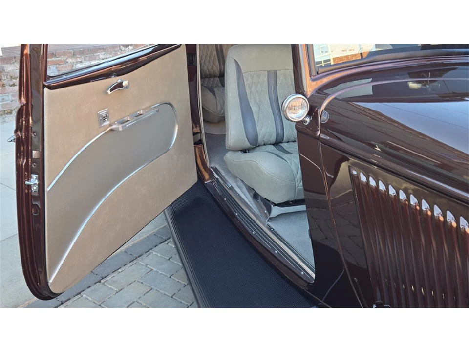 1934 Ford Model 18 & 40 - Image 23 of 27