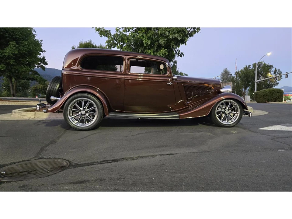 1934 Ford Model 18 & 40 - Image 11 of 27