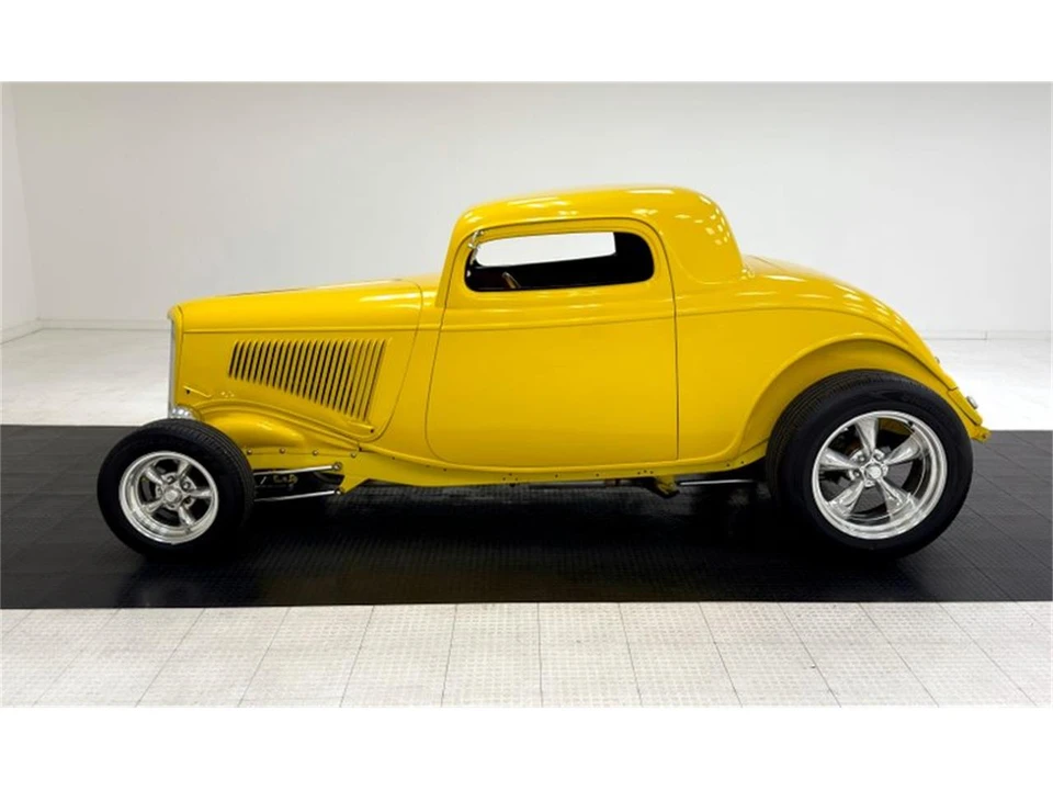 1934 Ford Model 18 & 40 - Image 2 of 31