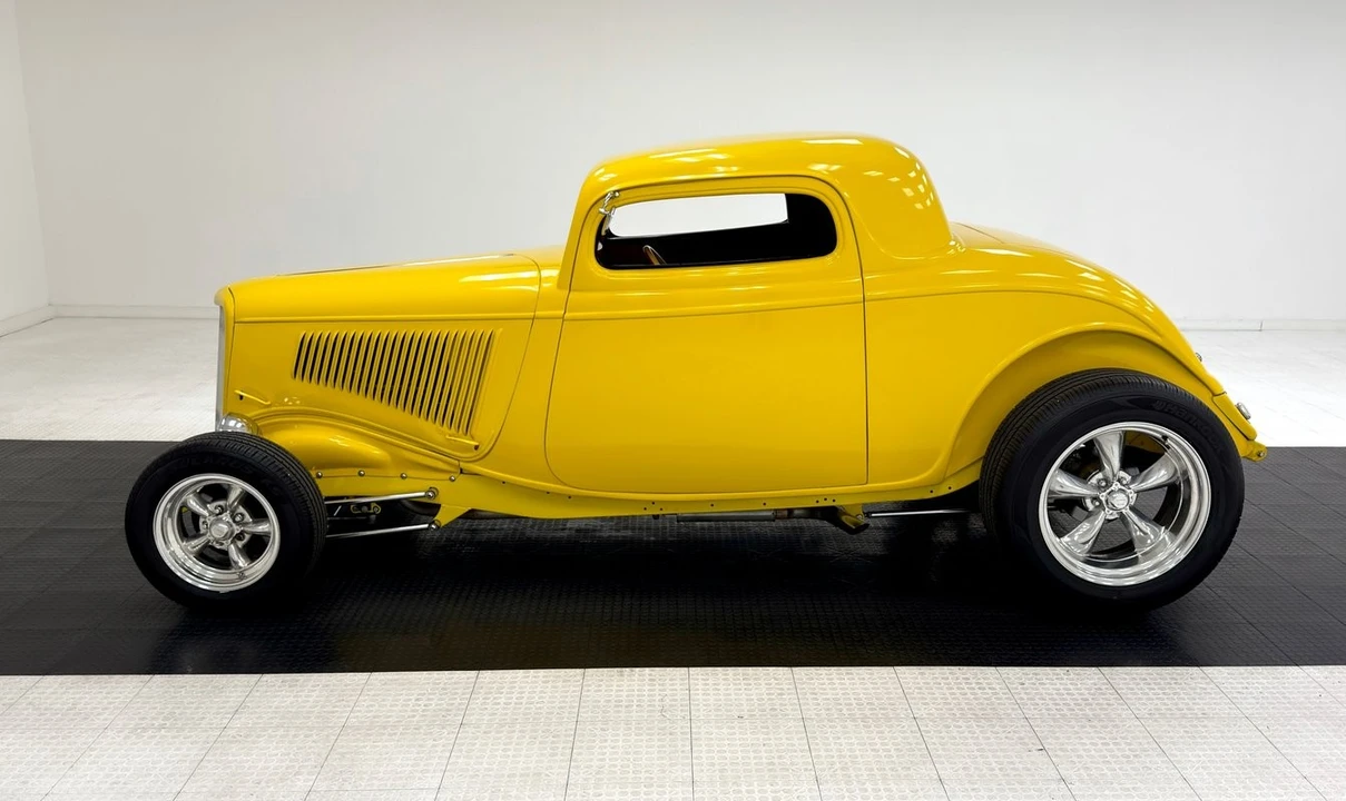 1934 Ford Model 18 & 40 - Image 2 of 31