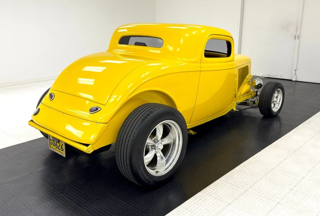 1934 Ford Model 18 & 40 - Image 5 of 31