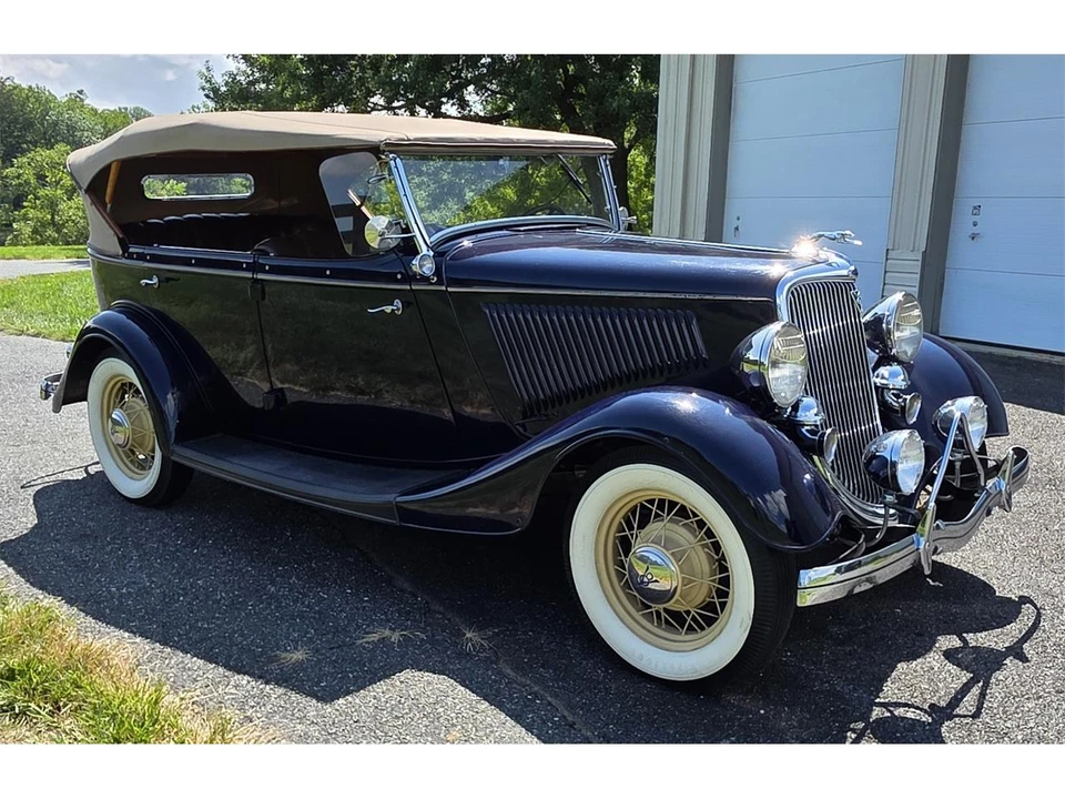 1934 Ford Model 18 & 40 - Image 14 of 31
