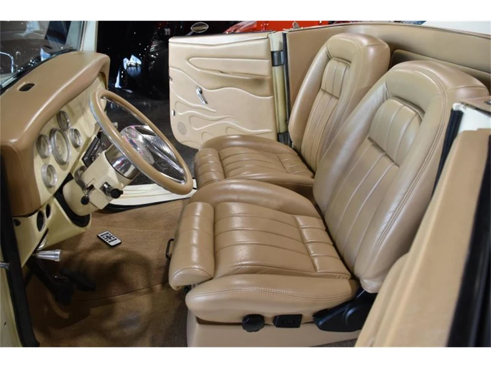 1934 Ford Model 18 & 40 - Image 15 of 31