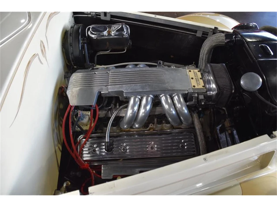 1934 Ford Model 18 & 40 - Image 10 of 31