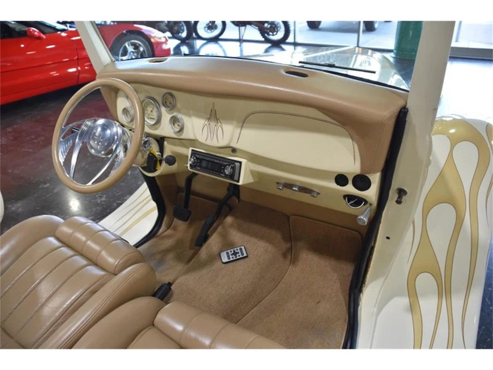 1934 Ford Model 18 & 40 - Image 21 of 31