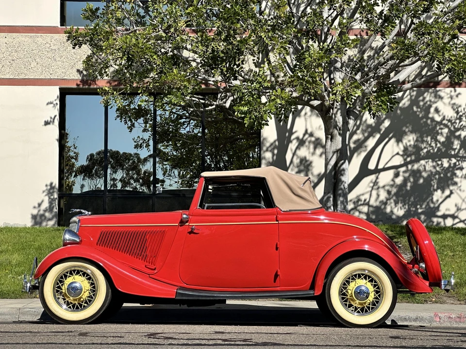 1934 Ford Model 18 & 40 - Image 18 of 31