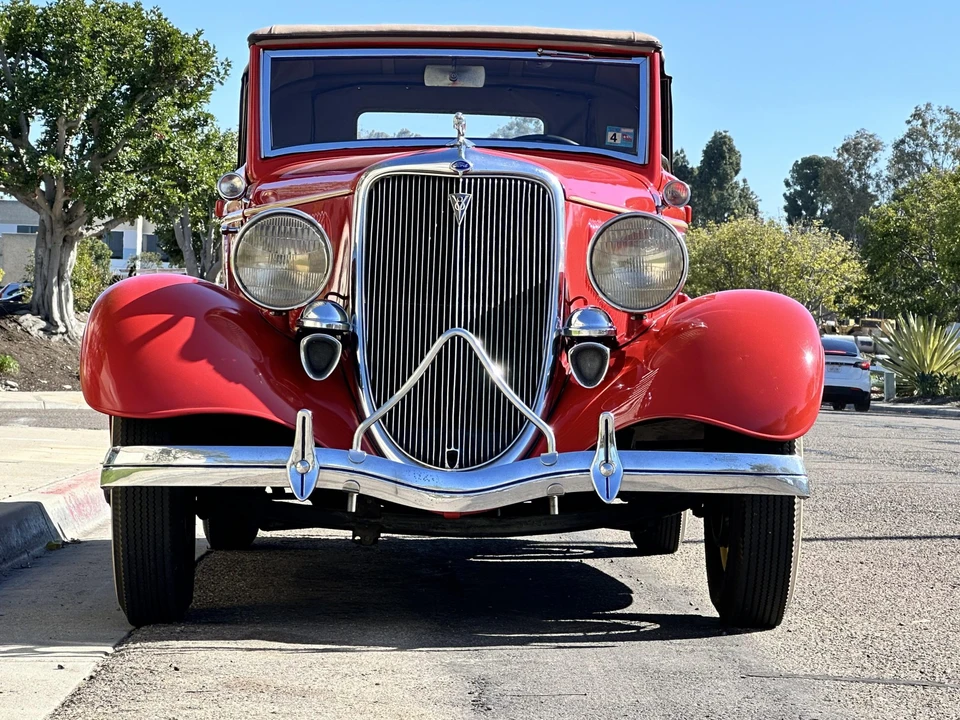 1934 Ford Model 18 & 40 - Image 24 of 31