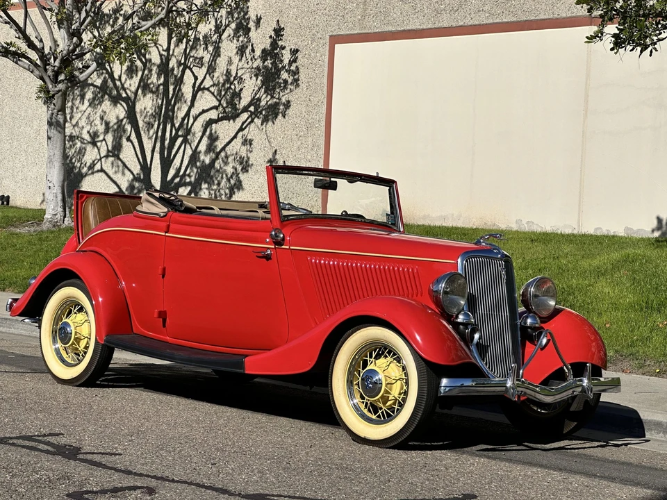 1934 Ford Model 18 & 40 - Image 4 of 31
