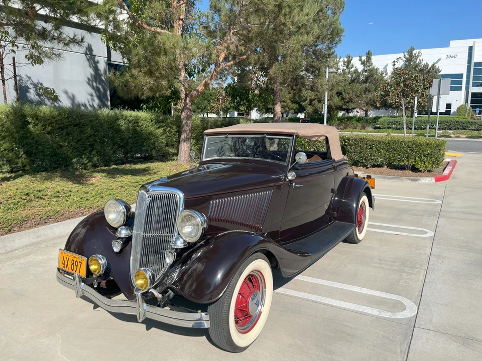 1934 Ford Model 18 & 40 - Image 4 of 31