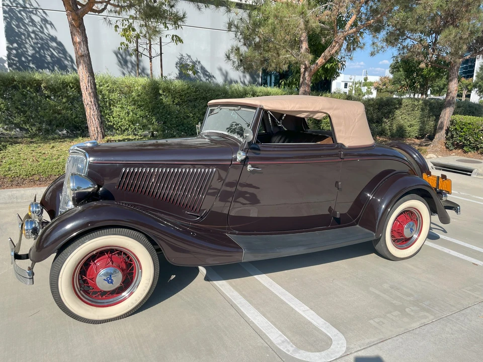 1934 Ford Model 18 & 40 - Image 2 of 31
