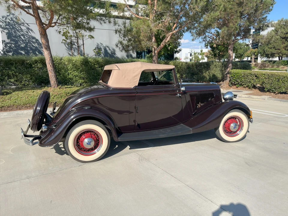 1934 Ford Model 18 & 40 - Image 11 of 31