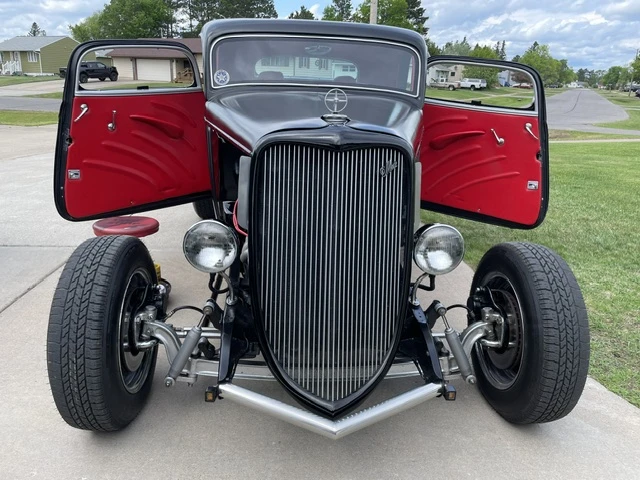1934 Ford Model 18 & 40 - Image 2 of 18