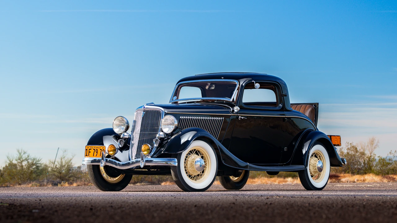 1934 Ford Model 18 & 40 - Image 5 of 31
