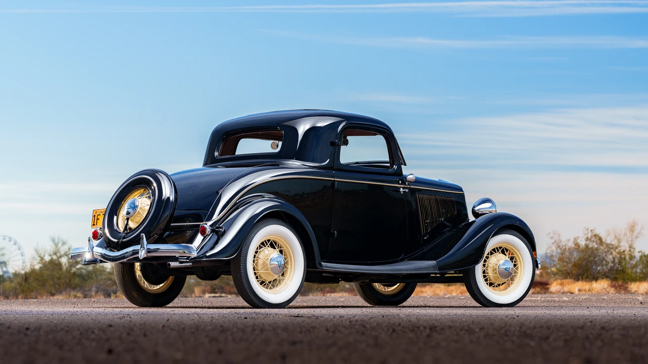 1934 Ford Model 18 & 40 - Image 19 of 31