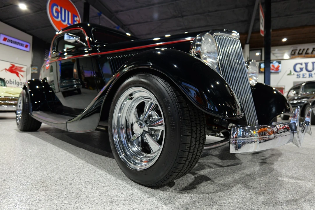 1934 Ford Model 18 & 40 - Image 3 of 21