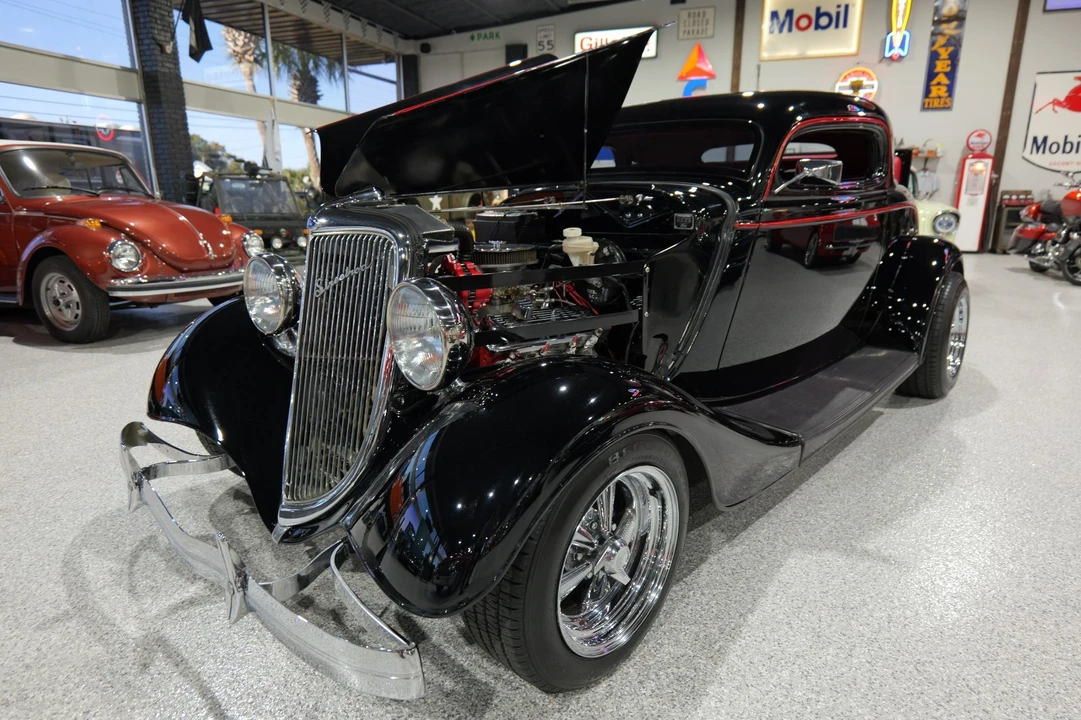 1934 Ford Model 18 & 40 - Image 16 of 21