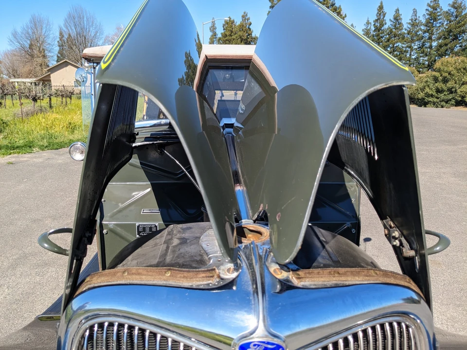 1934 Ford Model 18 & 40 - Image 29 of 31