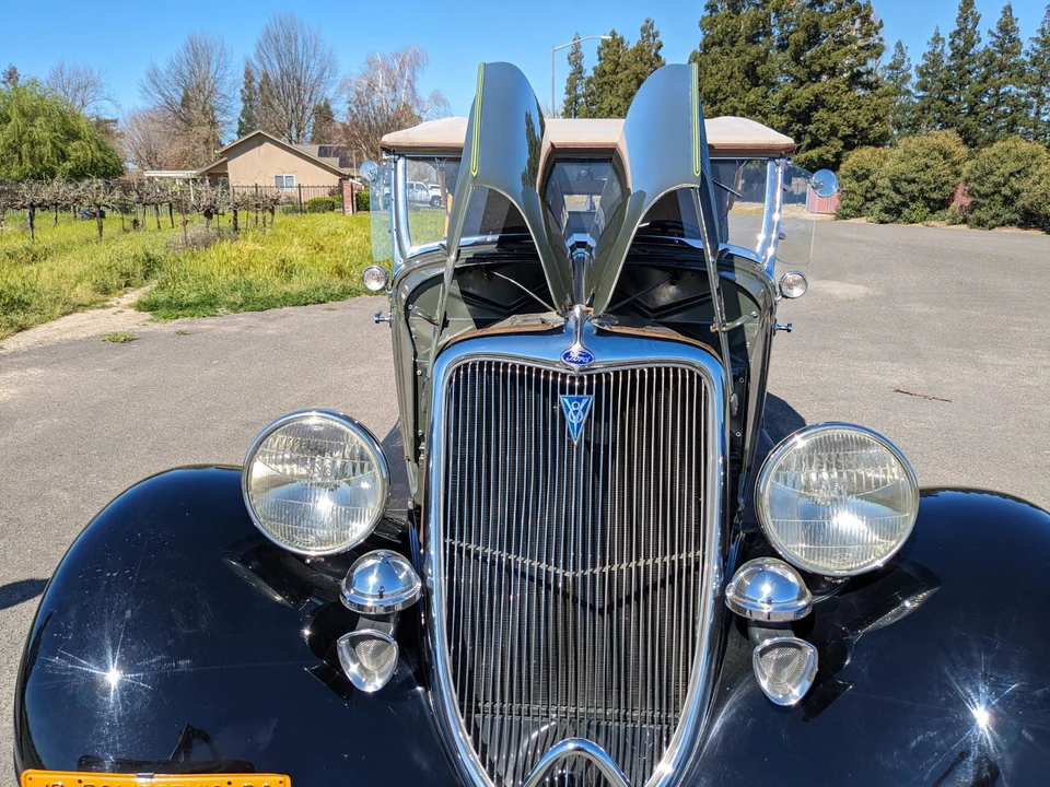 1934 Ford Model 18 & 40 - Image 24 of 31