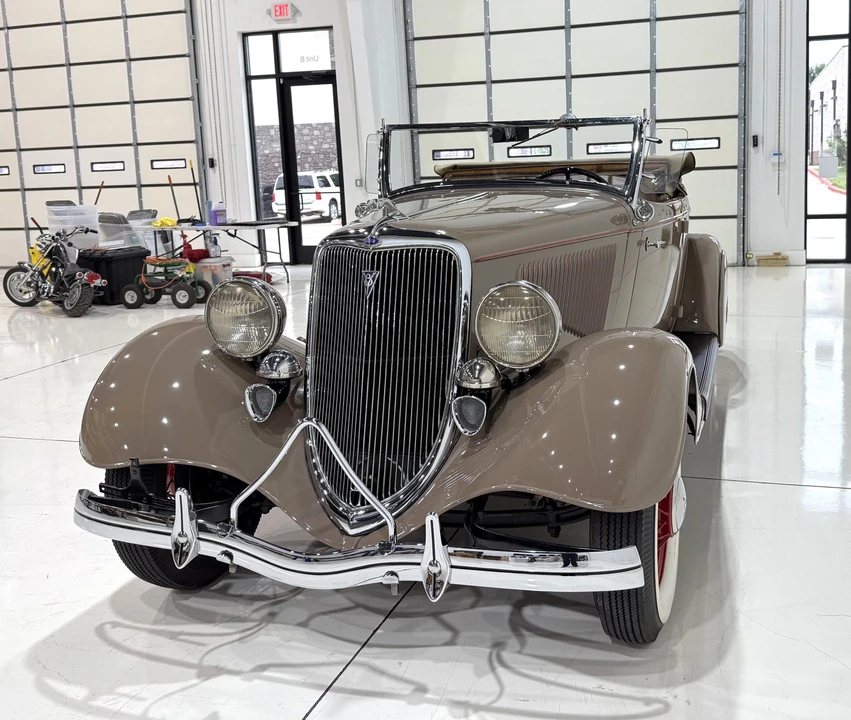 1934 Ford Model 18 & 40 - Image 4 of 31
