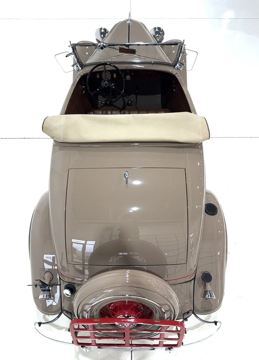 1934 Ford Model 18 & 40 - Image 11 of 31
