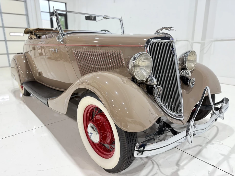 1934 Ford Model 18 & 40 - Image 8 of 31