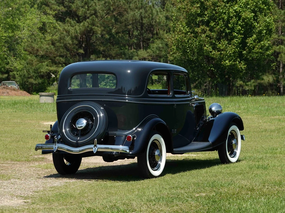 1934 Ford Model 18 & 40 - Image 4 of 31