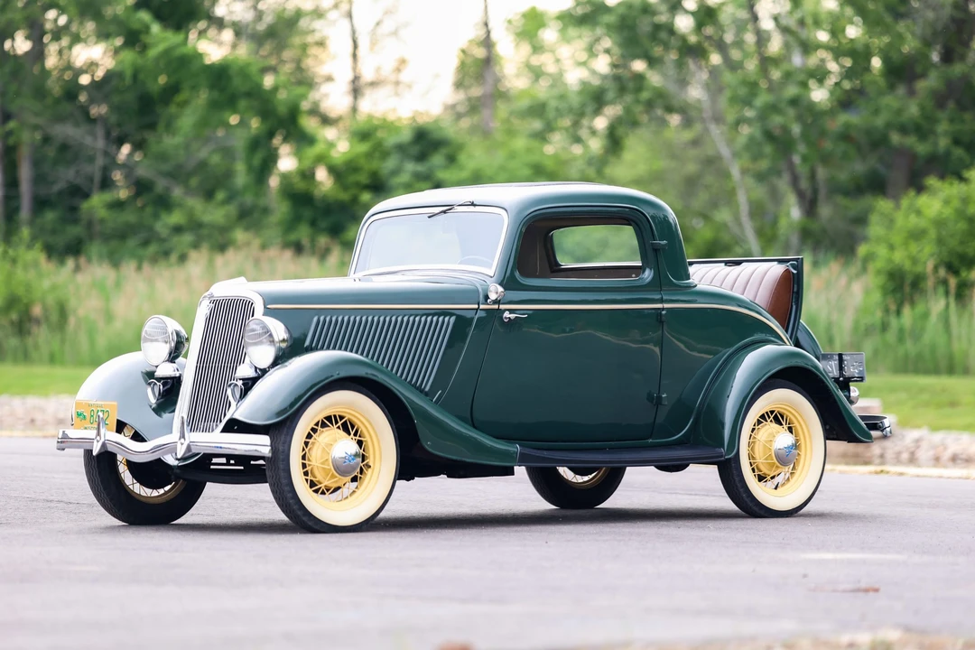 1934 Ford Model 18 & 40 - Image 10 of 31