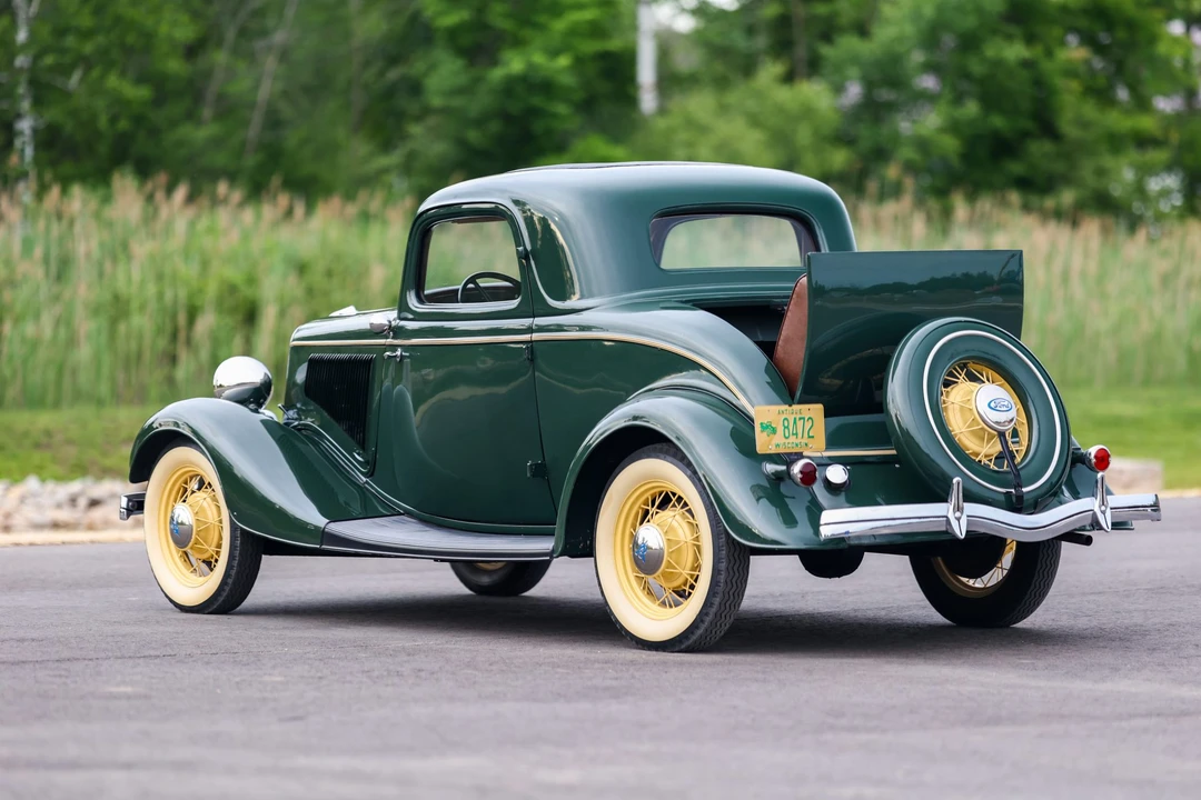 1934 Ford Model 18 & 40 - Image 14 of 31