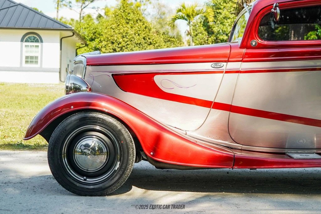 1934 Ford Model 18 & 40 - Image 4 of 12