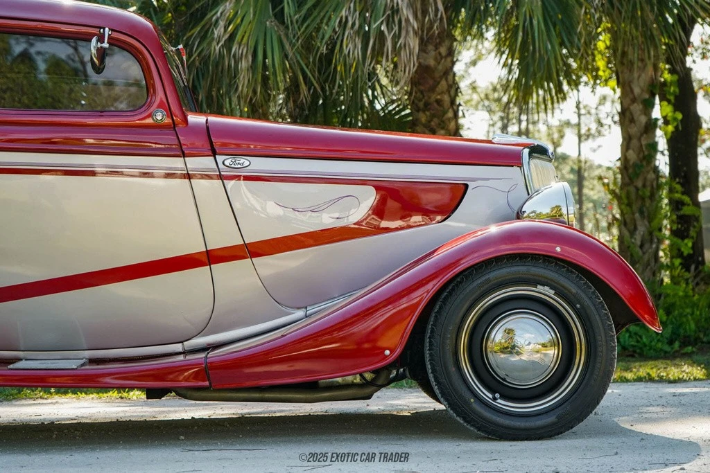 1934 Ford Model 18 & 40 - Image 11 of 12